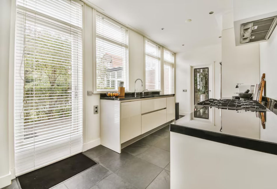 kitchen-addition ต่อเติมข้างบ้านให้เป็นห้องครัว